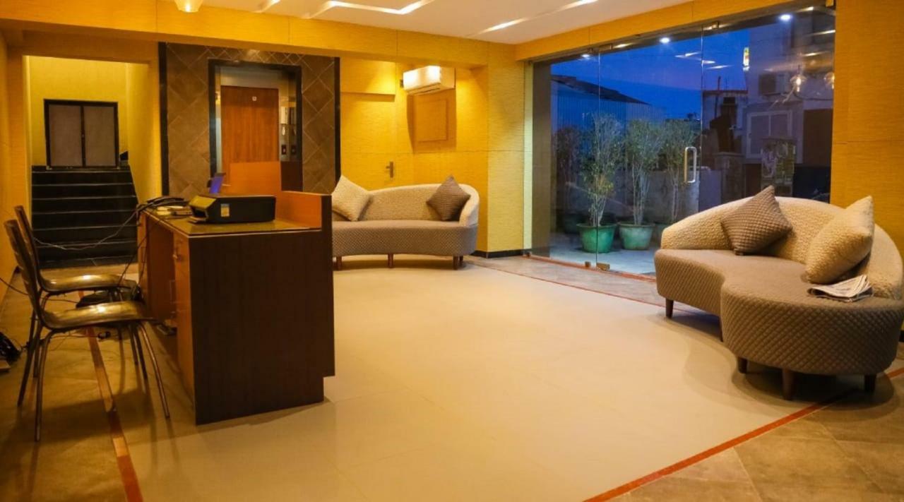 First Inn Hotels Chennai Zewnętrze zdjęcie